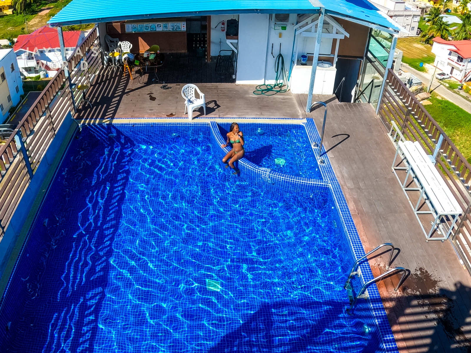 Golden Tree Hotel